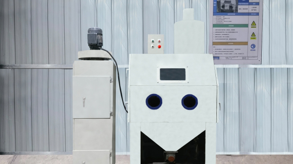 Manual sandblasting machine