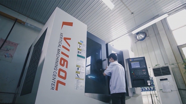 Machining center