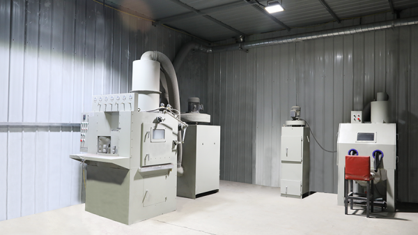 Sandblasting machine
